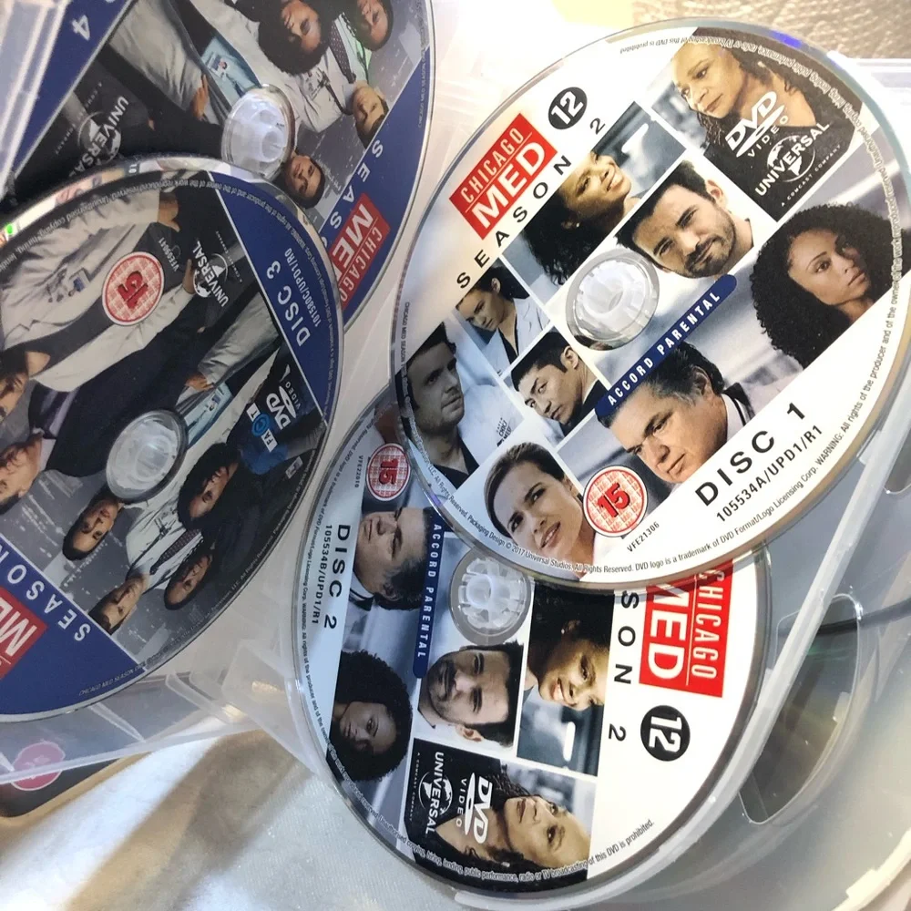 Chicago Med Seasons 1-7 - DVD  Boxset Used Condition - Picture 12 of 13